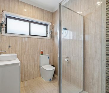 Elegant Townhouse Living with Modern Comforts in Glenroy - Photo 6