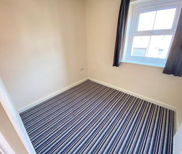 2 bedroom townhouse to rent - Photo 6