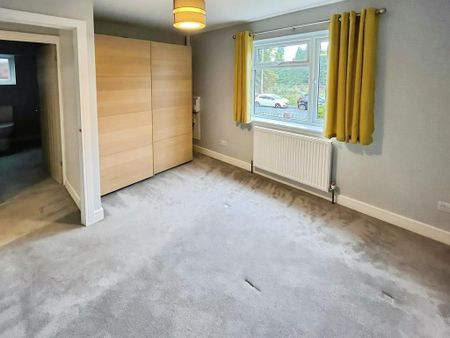 2 bedroom maisonette to rent - Photo 5