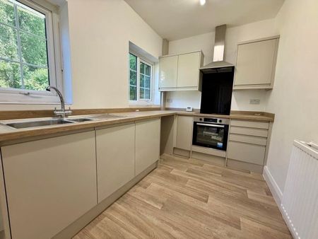 Fosse Road, Newark, NG23 - Photo 4