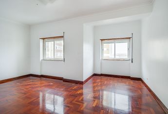 Apartamento T3 em Lisboa