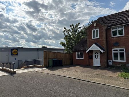 4 bedroom detached house to rent - Photo 5