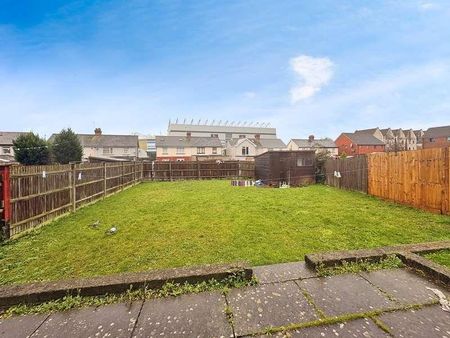 Dunraven Road, Cardiff, CF11 - Photo 2