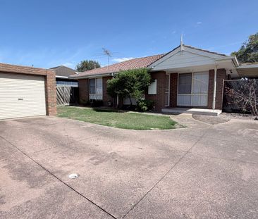 Perfect location. - Photo 6