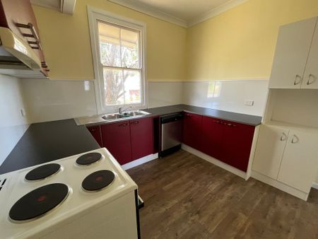 31 Dewhurst St, Werris Creek - Available Now - Photo 4