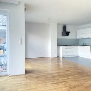 Stadlau U2 - Neuwertige & moderne Wohnung mit Top Ausstattung & 5,6 m² Innenhof-Balkon, nur 4 Gehminuten zur U2, ruhig - Photo 3