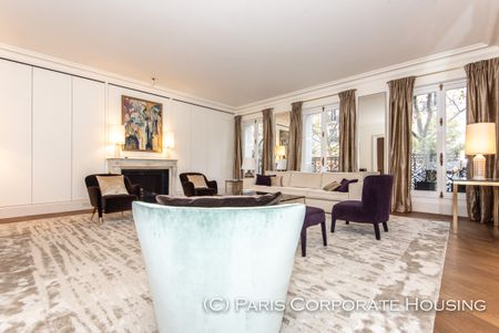 Tout savoir sur cet appartement dans le quartier Monnaie, à Paris 6ème - Photo 2