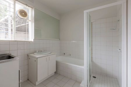 Thinking of selling? Contact our agent - Photo 3