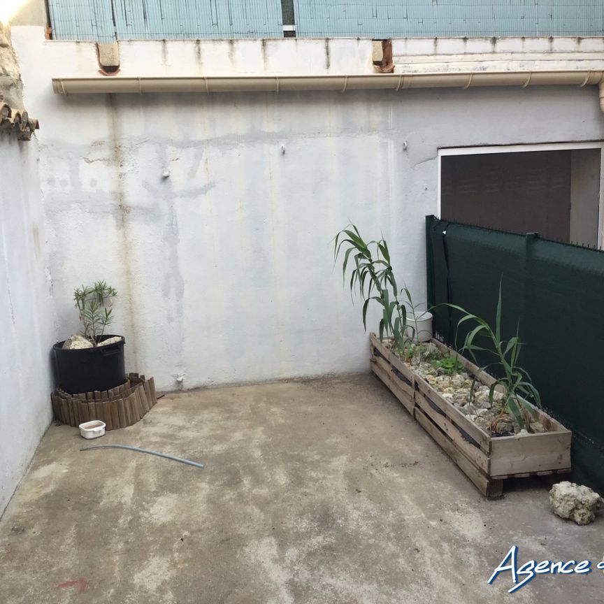 Location Appartement 3 pièces 81m² SIGEAN 11130 - Photo 1