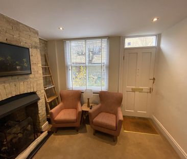 2 bedroom terraced house to rent - Photo 1