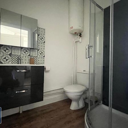 Location Appartement 1 pièce 27m² BRIVE LA GAILLARDE 19100 - Photo 3