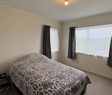 Cute and Cosy in Welcome Bay - Photo 1