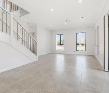 Apply Now - Century 21 &vert; the Paramount Group - Photo 2