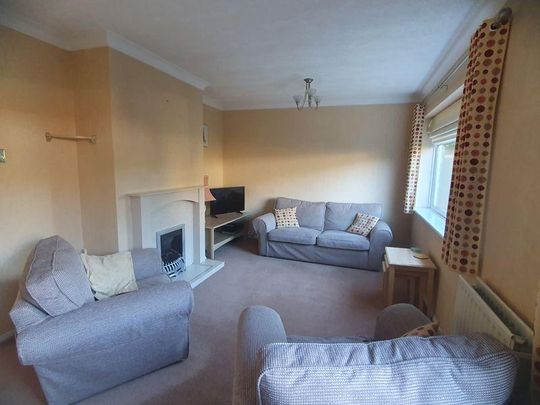 3 bedroom terraced house to rent - Photo 1