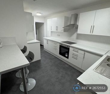 1 bedroom in a house share to rent - Photo 3