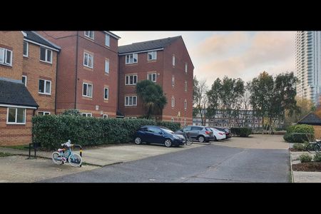 1 Bed Flat, Bream Close, N17 - Photo 3