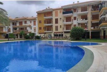 Alquiler de piso en Avenida Tierno Galván, 98