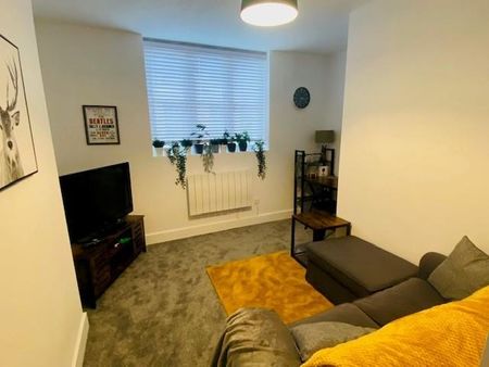 3 bedroom maisonette to rent - Photo 5