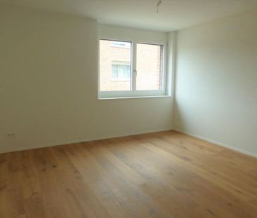 Gillpark Center 4.5 Bedroom Apartment, A3.3 - Photo 1