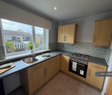 2 bedroom flat to rent - Photo 5