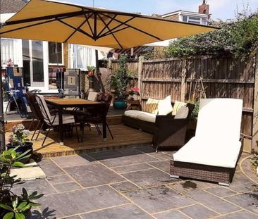 2 bedroom semi-detached bungalow to rent - Photo 5