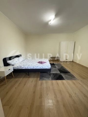 Apartament cu 3 camere, parcare- zona Platinia - Photo 4