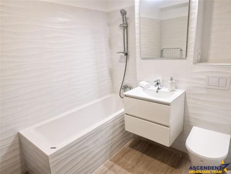 Apartament generos si elegant, Tractorul, SOHO, Brasov - Photo 3