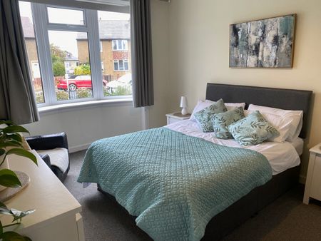 2 Bed Flat, Pilton Avenue, EH5 - Photo 4