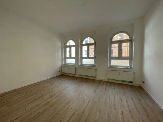 Exklusiv Wohnen in neu saniertem Altbau - Photo 1