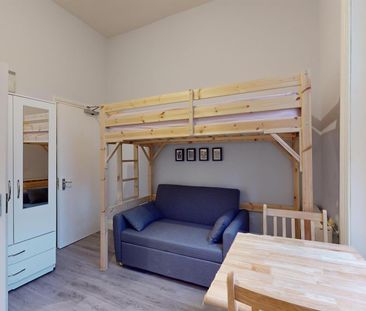 studio property to let - Photo 2