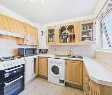 1 bedroom flat to rent - Photo 6