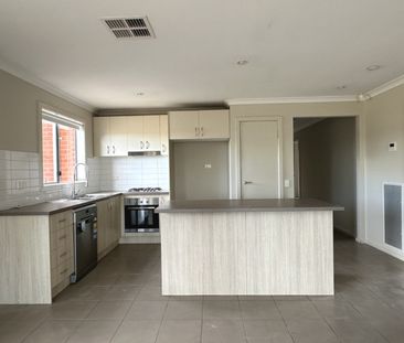 23 Rembrandt Road, SHEPPARTON VIC 3630 - Photo 6