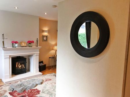 4 bedroom detached house to rent - Photo 2