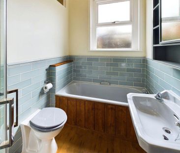 1 bedroom flat to rent - Photo 6