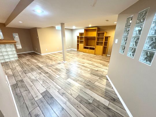 For Lease - 119 Cooperage Crescent, Richmond Hill, Ontario - Photo 1
