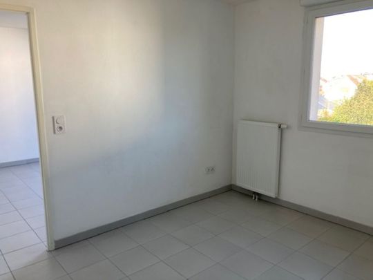 T2 EN RESIDENCE BBC SECURISEE PROCHE GARE IUT INSET - Photo 1