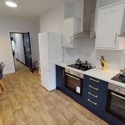 Room 5, 113 Weelsby Road - Photo 5