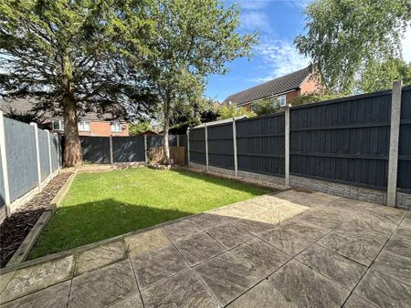3 bedroom semi-detached house to rent - Photo 4
