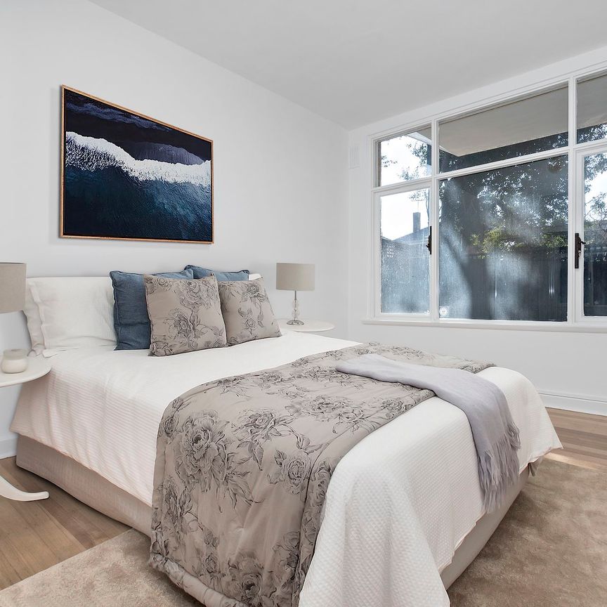 Unit 2/3 Canberra Road, Toorak. - Photo 1