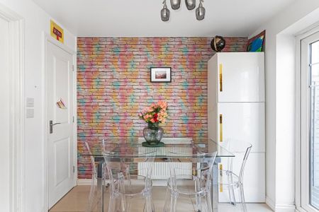 3 bedroom terraced house to rent - Photo 3