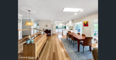 Avoca Beach Family Living at Its Finest - Spacious 5-Bedroom Home! - Photo 5