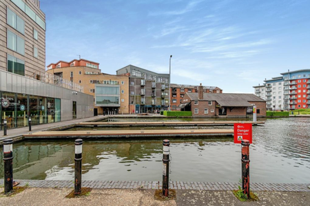 One Gallery Square, Marsh Street, WS2, Property for rent - Photo 3