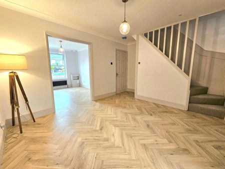 3 bedroom terraced house to rent - Photo 5