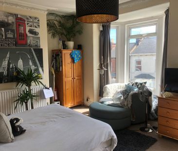 Pinhoe Road, Exeter - Photo 1