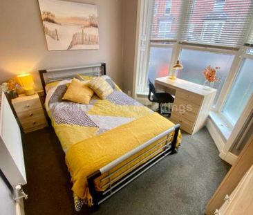 1 bedroom in a house share to rent - Photo 4