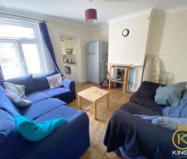 5 bedroom semi-detached house to rent - Photo 1