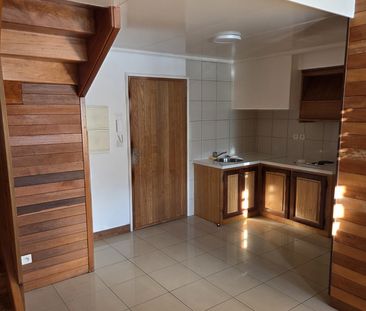 Location Appartement 2 pièces 42m² ST DENIS 97400 - Photo 5