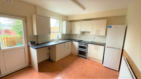 Addison Road, Kettering, Desborough - Photo 5