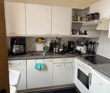 - GENT - Gemeubelde studio met mezzanine - Photo 3