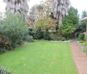 Perfect on Prestwick Place - Photo 5